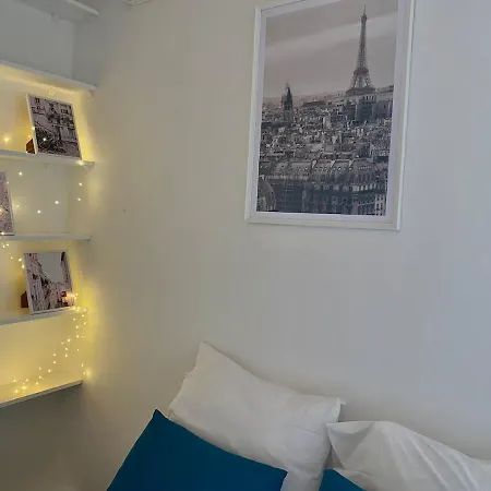 362 Dean - Cosy Center Apartment